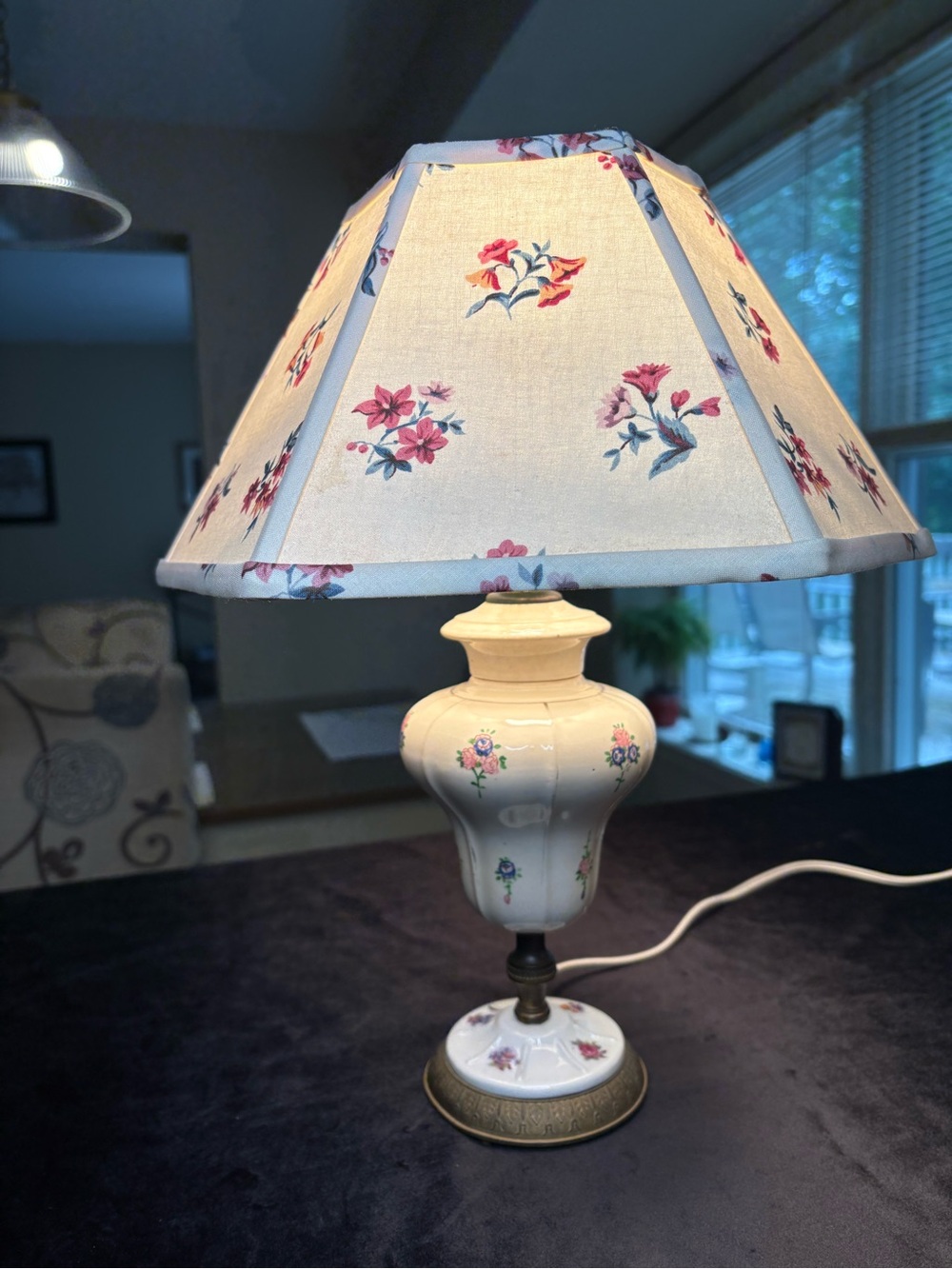 Vintage Porcelain Table Lamp/ Matching Hexigonal Fabric Shade - Picture 3 of 16